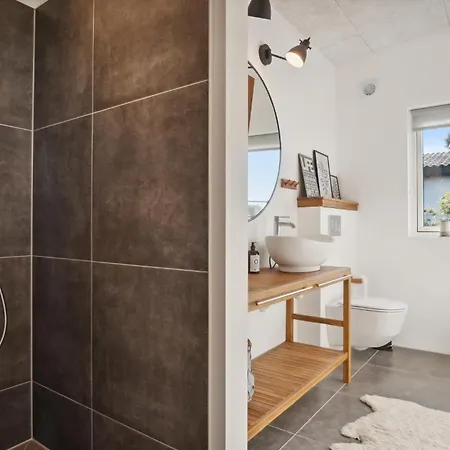 Cozy Home In Ebeltoft With House Sea View Holiday home