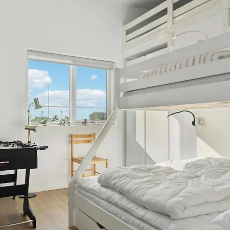 Cozy In With House Sea View